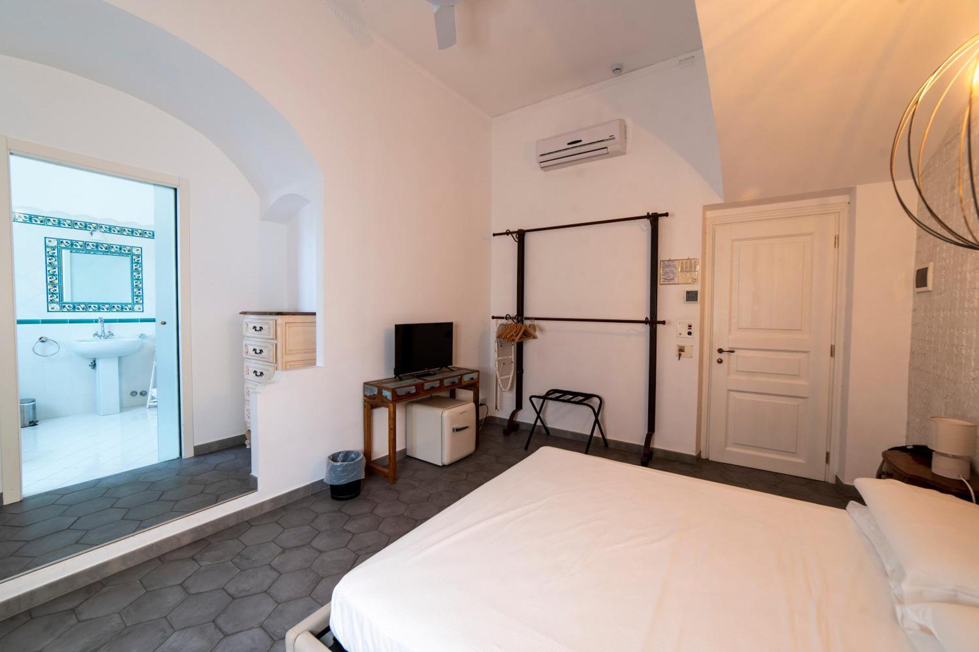 Hotel Miramare Spotorno Phòng bức ảnh