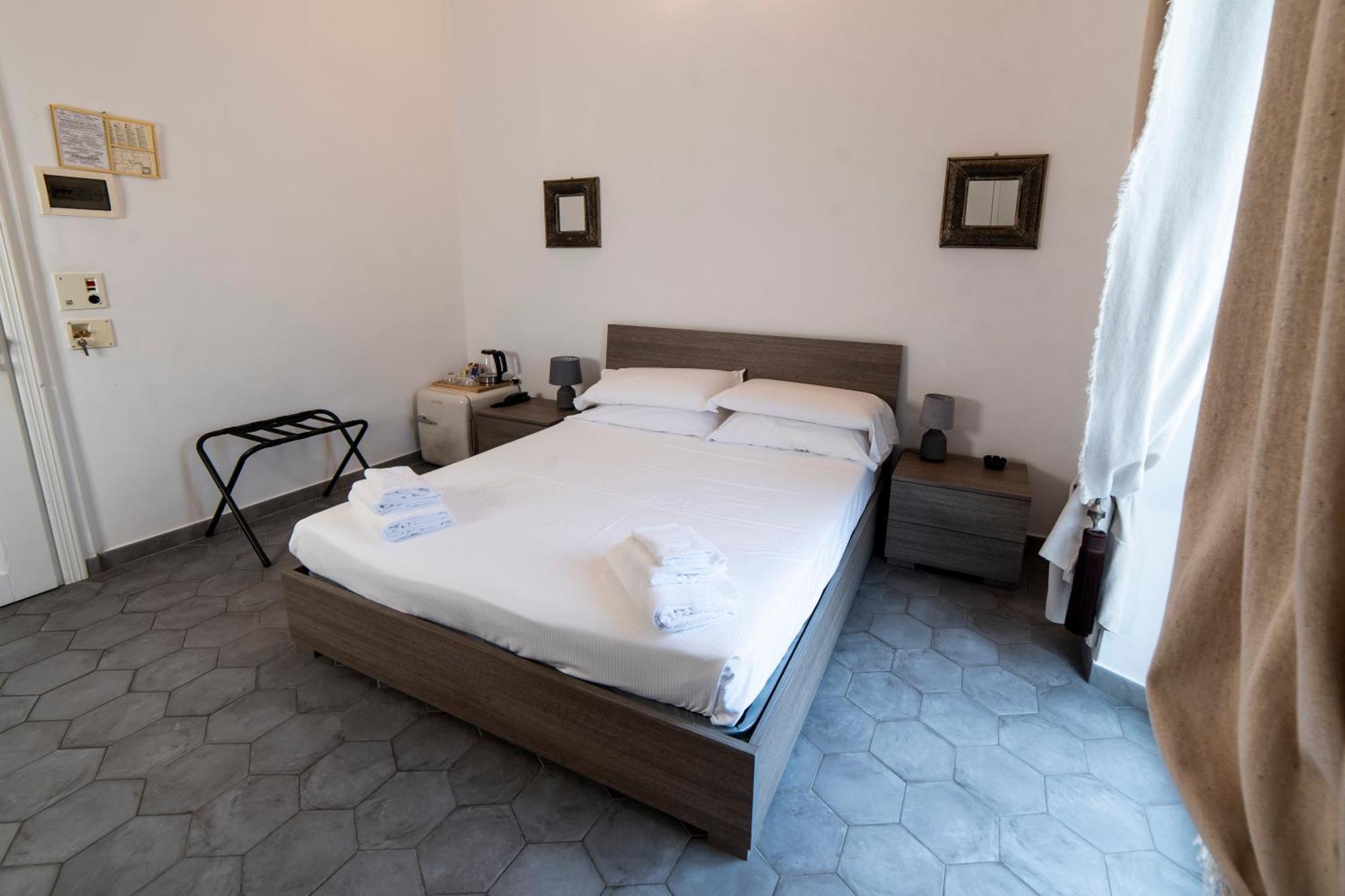 Hotel Miramare Spotorno Phòng bức ảnh