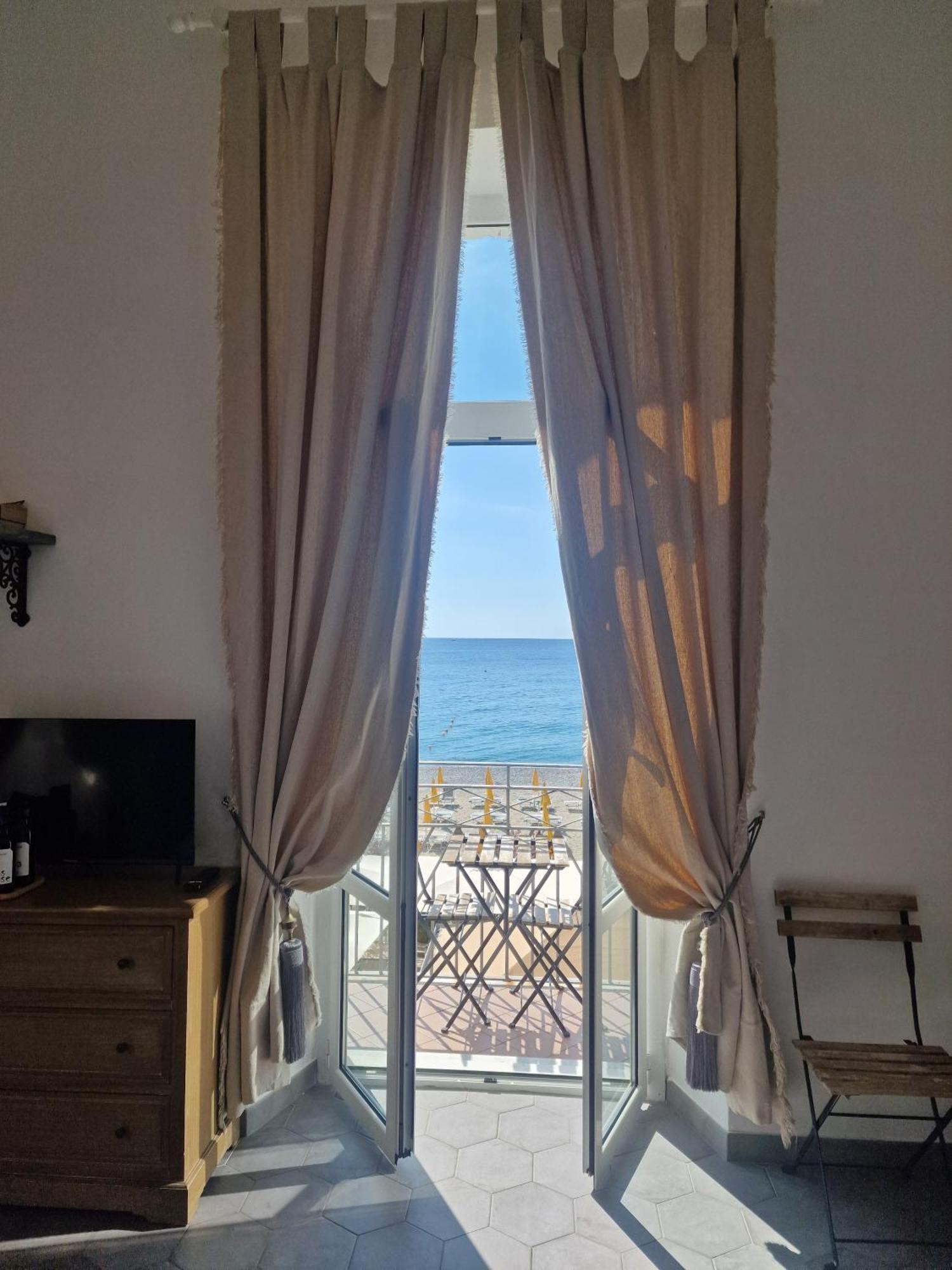 Hotel Miramare Spotorno Ngoại thất bức ảnh