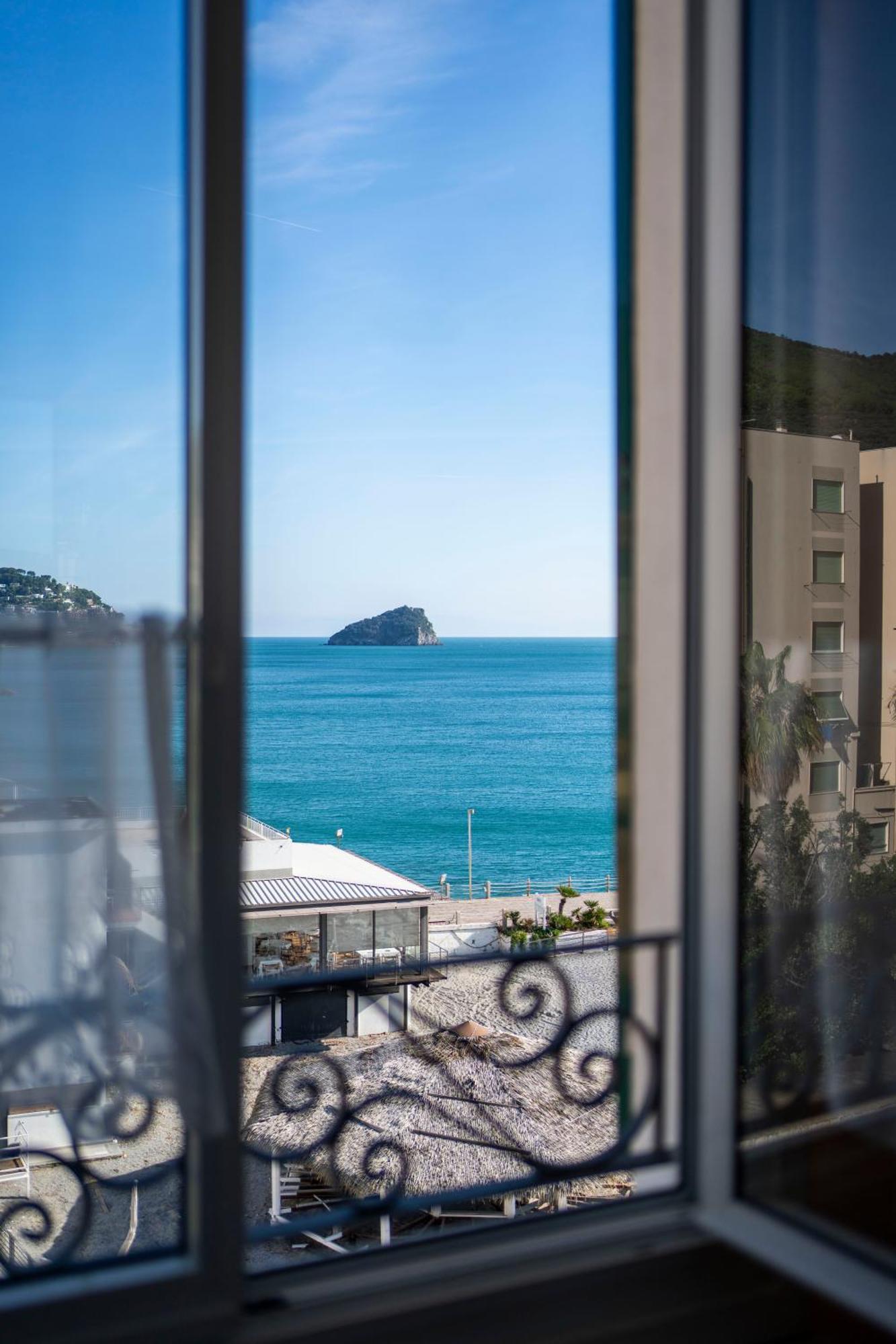 Hotel Miramare Spotorno Ngoại thất bức ảnh